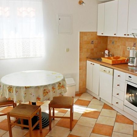 Apartments Pansion Franka Brist Exterior foto