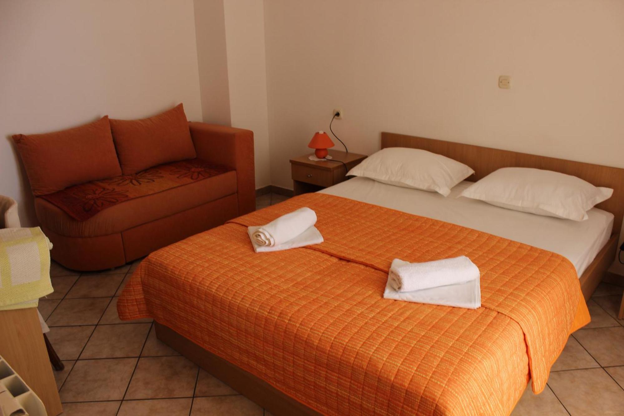 Apartments Pansion Franka Brist Exterior foto