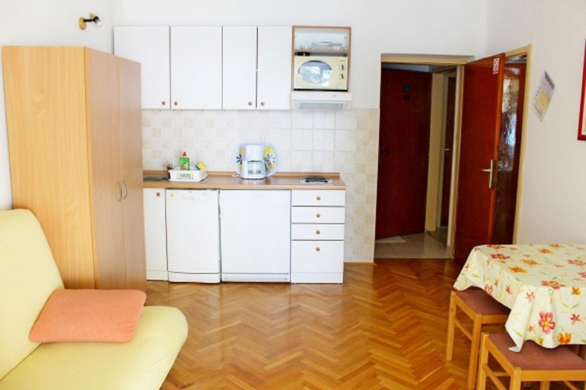 Apartments Pansion Franka Brist Exterior foto