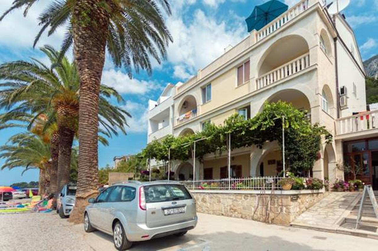 Apartments Pansion Franka Brist Exterior foto