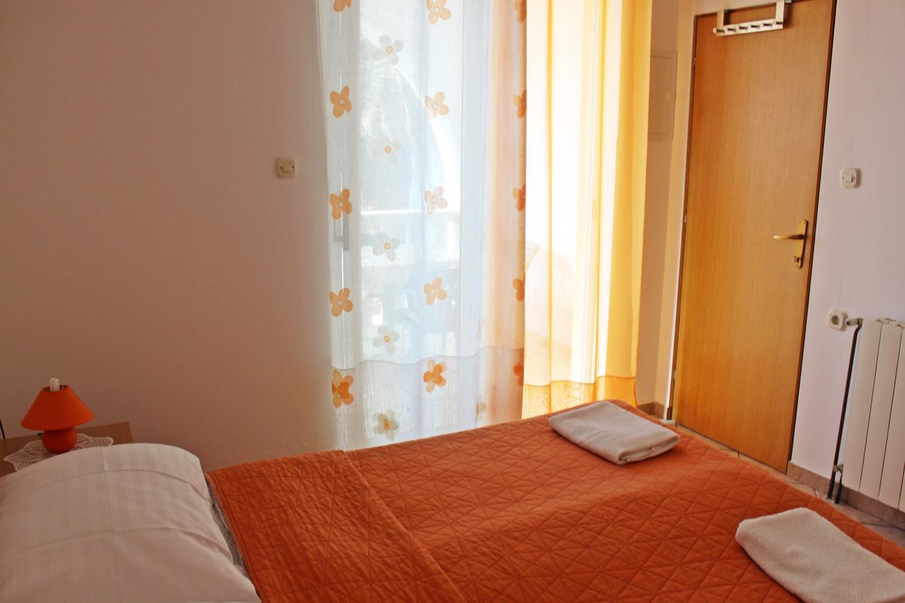 Apartments Pansion Franka Brist Exterior foto