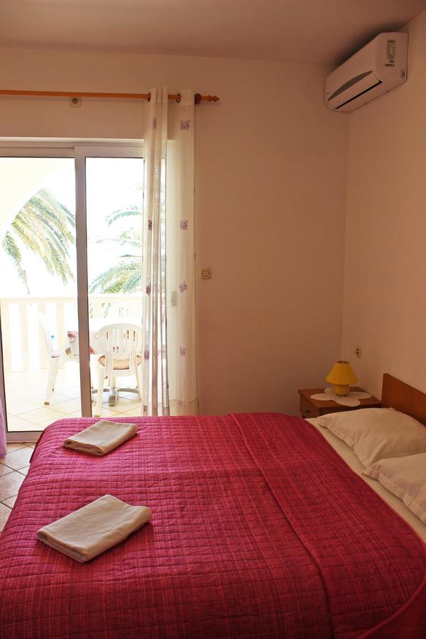 Apartments Pansion Franka Brist Exterior foto